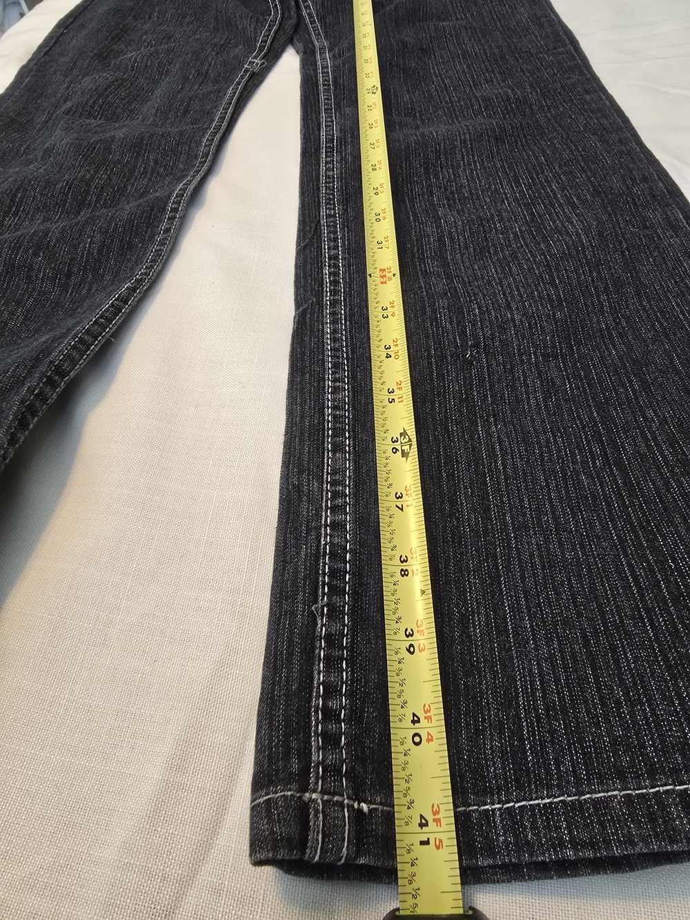Women’s Dark Indigo Boot Cut Jeans with Embroidered Pocket - Picture 3 of 5